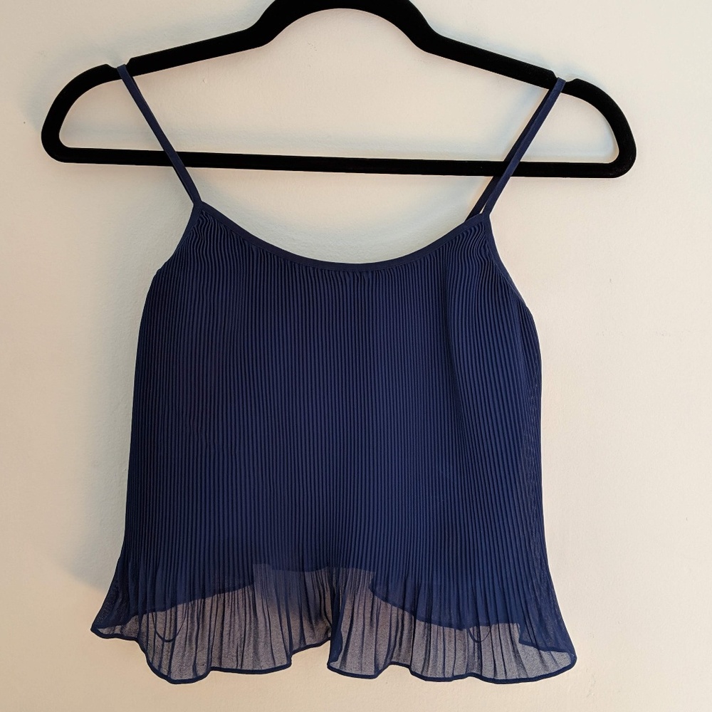 GUESS pleated navy crop top